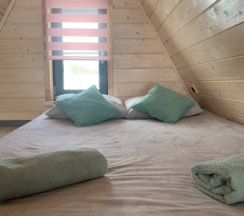 A-FRAME «МАЛИНА» С КУПЕЛЬЮ в Лаванда