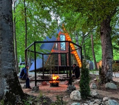 А-фрейм в Шалаш