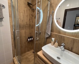 Люкс 8 в Парк Отель