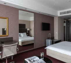 Стандартный номер с двуспальной кроватью в Cosmos Izhevsk Hotel