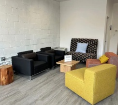 Кровать в общем номере в Stay 424 Hostel