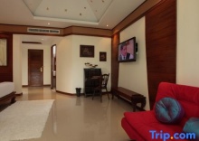 Одноместный полулюкс в Kodchasri Thani Hotel Chiangmai