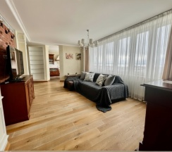 Апартаменты Clever House Трехкомнатные Бизнес в ApartKazan у Кремля