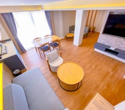 Четырёхместный люкс Family с 2 комнатами в Phuket Graceland Resort And Spa