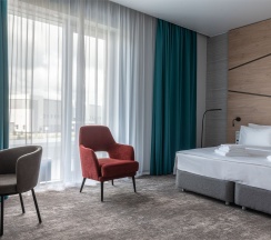 Стандартный номер с одной двухспальной кроватью в ПСБ Патриот Cosmos Hotels