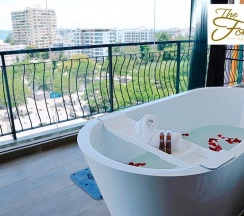 Номер Standard с балконом в The Forest Hotel Pattaya
