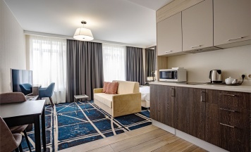 Студия Делюкс в Ramada Hotel & Suites by Windhham Novosibirsk