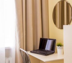 Кровать в 6- ти местный номер в Евразия