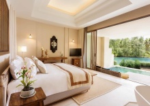 Двухместный люкс у моря ‘Pool Paradise’ двуспальная кровать в Devasom Khao Lak Beach Resort & Villas