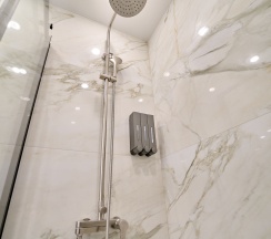 Улучшенный одноместный номер в Питер