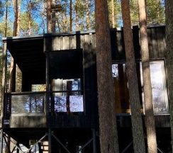 Панорамный номер с сауной, мангалом и видом на озеро в Greenvald парк Скандинавия