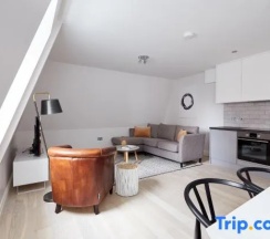 Коттедж в 7VH Virginia House, 31 Bloomsbury Way by City Living London