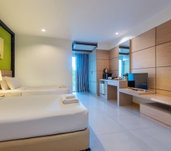 Двухместный номер Standard с балконом двуспальная кровать в The Legacy Hotel