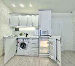 1-комнатные апартаменты студия №232 в Hugge Place