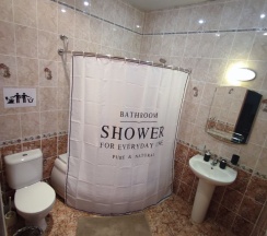 №3 2 односпальные кровати(сдвижные) с балконом и видом на бассейн в Elit house