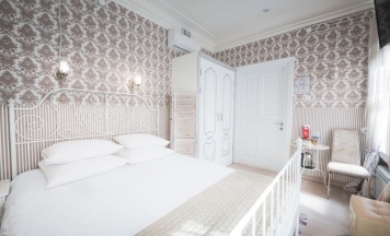 "Прованс" Стандарт первая категория в Hotel Heivic House