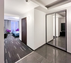 Делюкс с балконом и двуспальной кроватью в Moscow Point-Red October