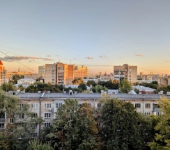 Апартаменты с 2 комнатами с балконом и с красивым видом из окна в Квартира Свободна - Оболенский переулок 3