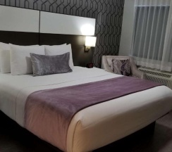Двухместный номер Standard двуспальная кровать в Sunset West Hotel, SureStay Collection by Best Western