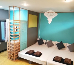 Четырёхместный семейный номер Standard с видом на сад в 60 Bluehouse - Hostel