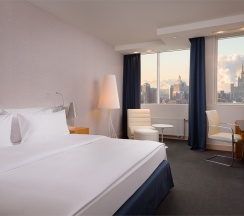 Премиум с видом на город в Radisson Blu Belorusskaya Hotel Moscow