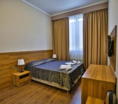 Трехместный номер в Sky Boston