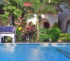 Двухместное бунгало Standard двуспальная кровать в Diadem Resort