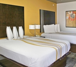 Четырёхместный номер Standard в Palacio Royale Inn Houston NW Beltway 8