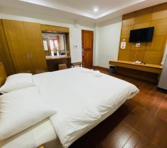 Двухместный номер Deluxe двуспальная кровать в Metha Palace