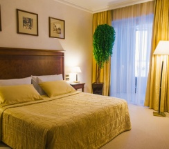 Номер люкс в Royal plaza