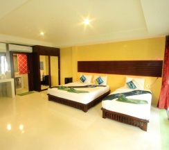 Трёхместный номер Standard в Tharathip Resort
