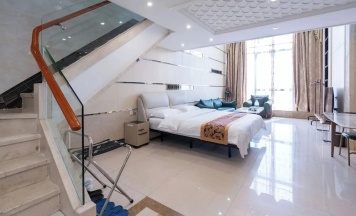 Двухместный люкс Premier (двуспальная кровать) в Louidon Mega Duplex Apartment - Beijing Rd