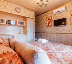 Аврора на Ленина 5 в Гостиный Дворъ и Ко