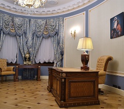 Люкс Императора с видом на Невский проспект в Taleon Imperial Hotel