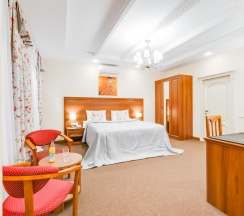 Номер люкс в Rotas Hotels Group