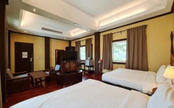 Четырёхместный номер Standard с балконом в Phuphaphung Resort