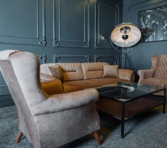 Двухместный люкс Queen двуспальная кровать в Казахстан