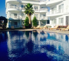 Апартаменты с видом на бассейн в BELKA GOLF RESİDENCE apt8 / BELEK