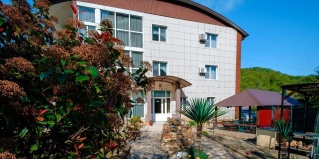 Ольгинка: Гостевой дом Элладен