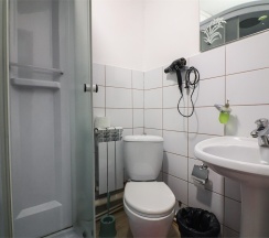 Двухместный номер №8 Люкс в Кедр Золотой