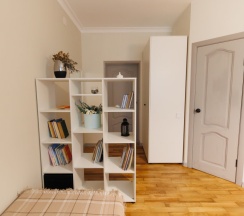 Коттедж с 6 комнатами с балконом и с красивым видом из окна в Дом пробуждения