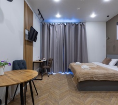 Апартаменты Делюкс с балконом и ванной в Port comfort by Moyka