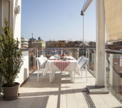 Номер Standard Пентхаус c 1 комнатой с балконом и с частичным видом на море в Residence Sunrise Cesenatico