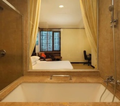 Двухместный люкс c 1 комнатой (двуспальная кровать) в The Davis Bangkok Hotel