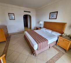 Люкс Presidential в Continental Plaza Beach Resort (Ex. Inter Plaza Beach)