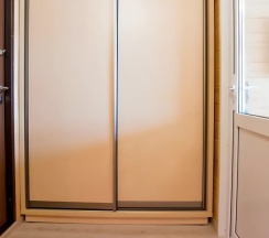 Коттедж с видом на озеро в Горное озеро