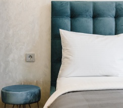 Комфорт с 1 кроватью в Simple Weekend inn hotel