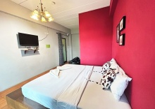 Номер Deluxe с балконом в Hide Bangkok Hostel