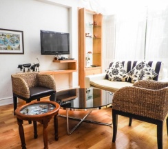 Двухместный люкс с видом на море двуспальная кровать в Vartika Resovilla KuiBuri Beach Resort and Villas