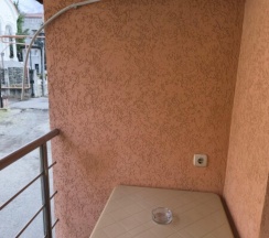 Комната стандарт с 1 двуспальной кроватью и балконом в Людмила